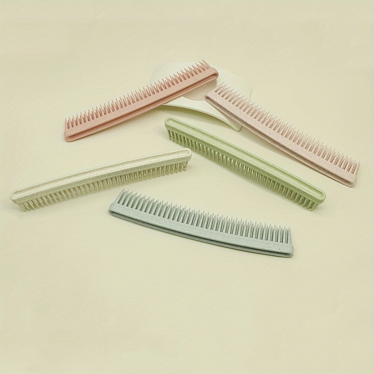 طبقة مزدوجة من الشعر ذو الأسنا - مراجعة Comb Fine Tooth وسعره